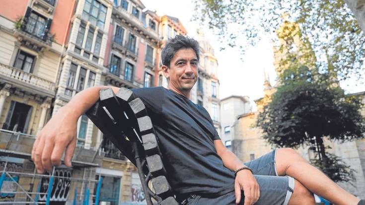 Jurgi Ekiza abeslariak 'Argitzala' diskoa aurkeztuko dau Kotxepinen