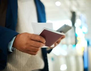 Pasaporte eta NANaren bideraketea Igorren