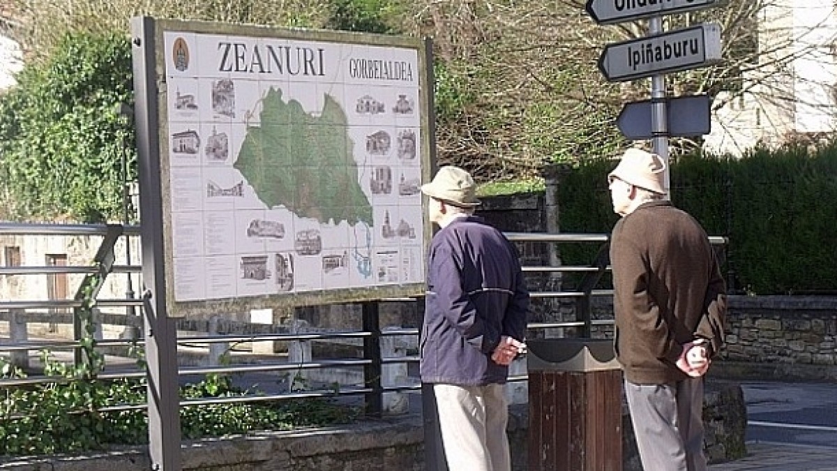 Oinez inguratuko ditue Zeanuriko mugak astegoienean