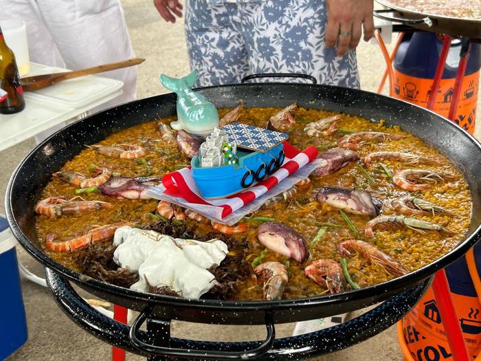 Jaietako Gastronomia Egun eta herri afarietarako txartelak eskuragai udaletxean