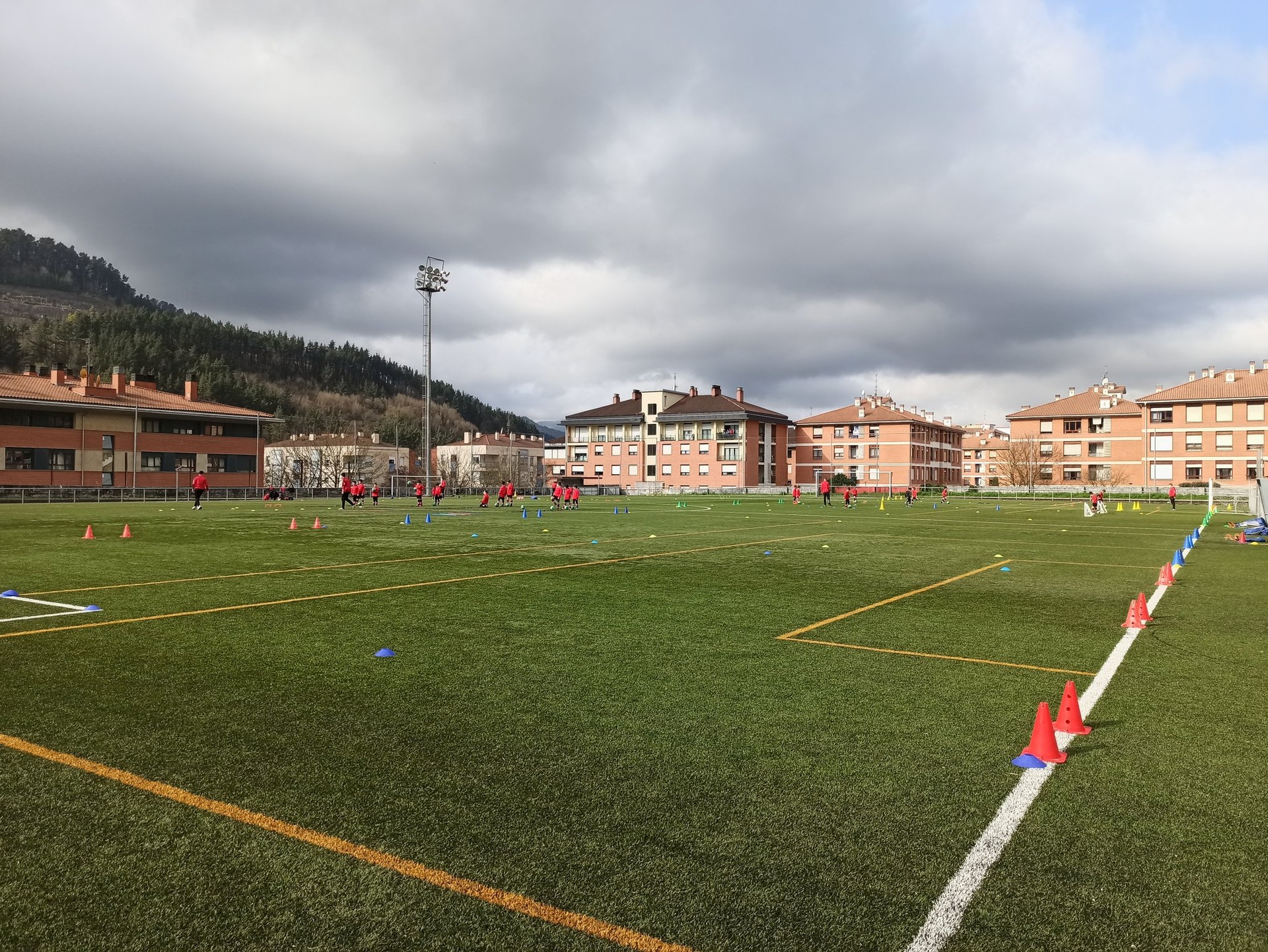 Lemoako Harrobik lehenengo taldearen aurkezpen entrenamentua egingo dau gaur