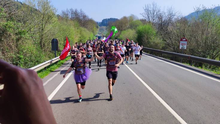 Udabarria Loran ekimeneko herri afarirako txartelak salgai