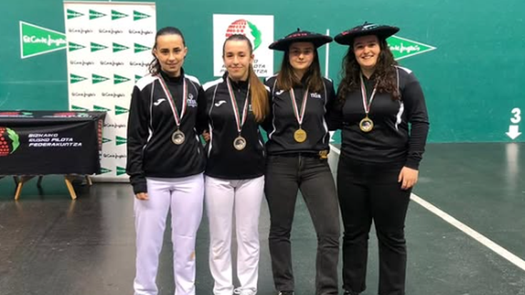 Txumuluxueta Pelota Klubak txapel bi etxera, Bizkaiko Binakako Txapelketan