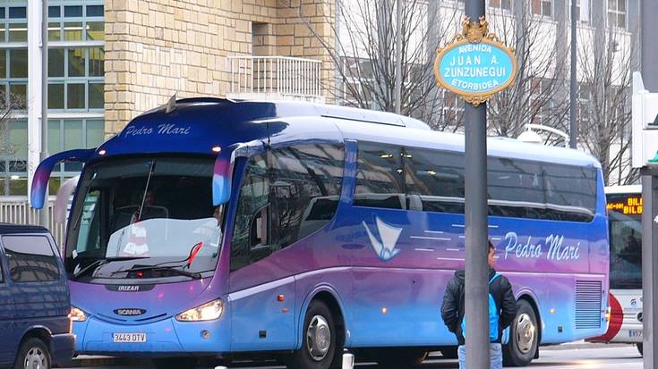 Arteako jaietatik bueltetako autobusa egongo da gaur gauean