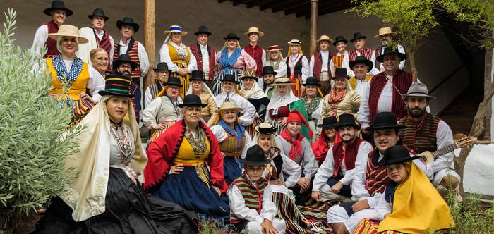 Tenerifeko Agrupacion Folclorica Cultural Guarache konbidau dau Arantzartek Igorrera