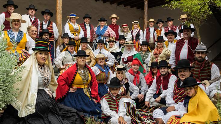 Tenerifeko Agrupacion Folclorica Cultural Guarache konbidau dau Arantzartek Igorrera
