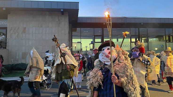 Arteako aratusteak sendotzen, personaia barriak gehituta