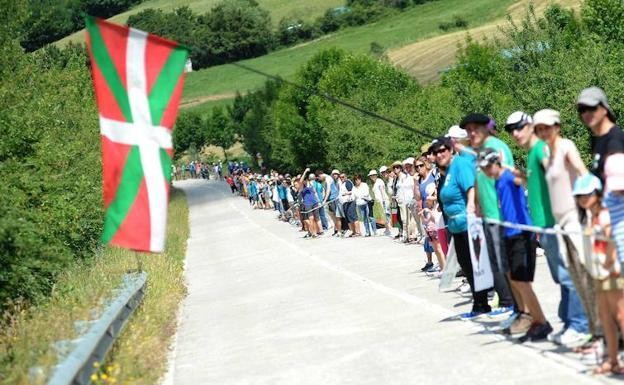 Gaur batuko dira herritarrak eta Gure Esku alkartekoak