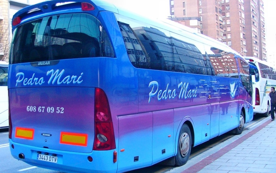 Gauez Zeanuriko jaietatik bueltetako autobusa egongo da bihar