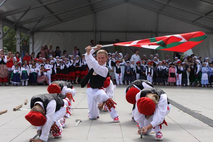 Euskal jantza saioa egingo dabe Bedian