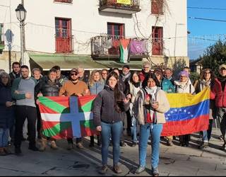 Artea Sareak Iraultza Bolibartarraren alde kaleak hartzeako deia egin dau