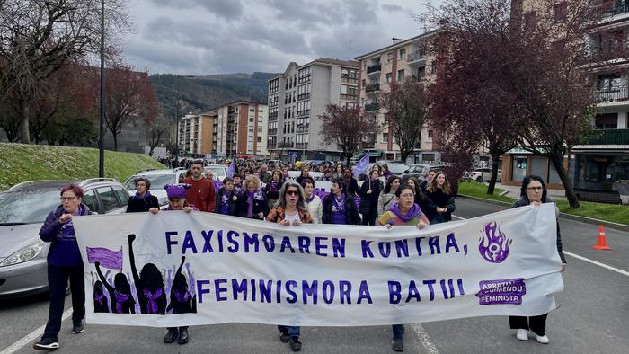 Martiaren 8ko ekintzak Arratian zehar