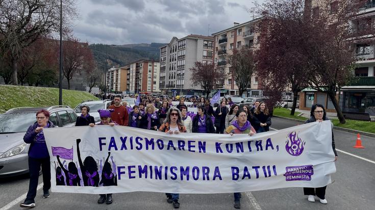 Martiaren 8ko ekintzak Arratian zehar