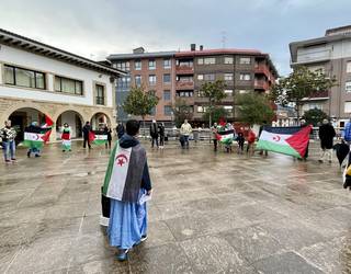 Saharako uholdeengaitik kaltetutakoei laguntzeko deia egin dau Arratiako saharar komunidadeak