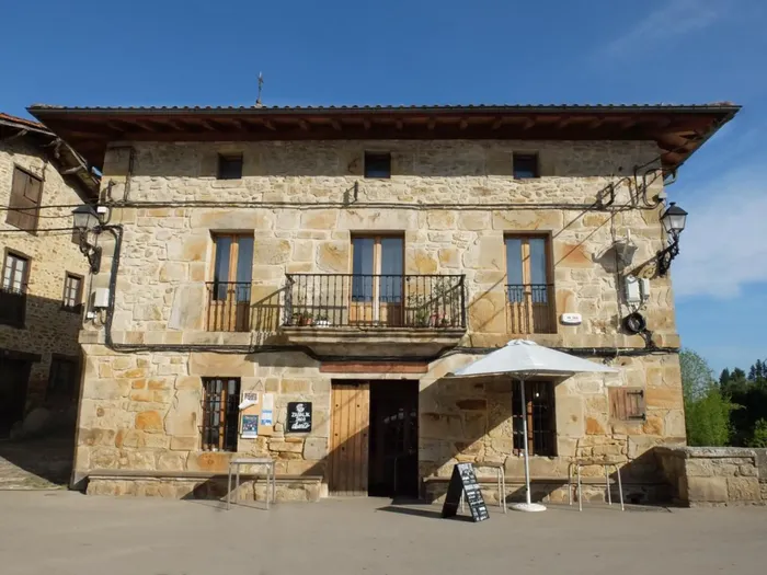 Ubideko Herriko Tabernaren errentamentua lehiaketara atera da