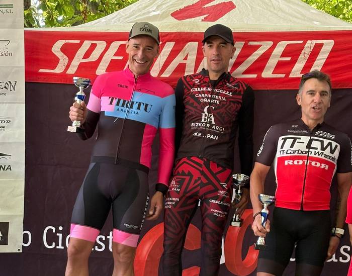 Master50-ko arratiarrek ezin hobeto hasi dabe ziklo-kros denporaldia