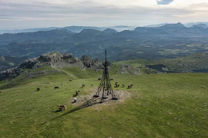 Urtebarri eguneko urtekerea Lemoatik Gorbeiara