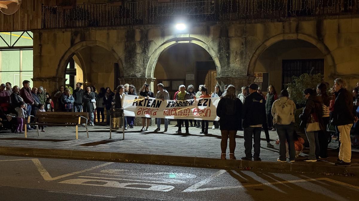 Barikuan gertatutako eraso matxistea salatu dabe arteaztarrek