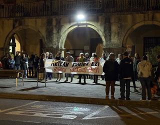 Barikuan gertatutako eraso matxistea salatu dabe arteaztarrek