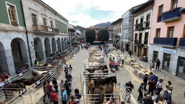 Karpoko jaiak, denporaldiko lehenengoak