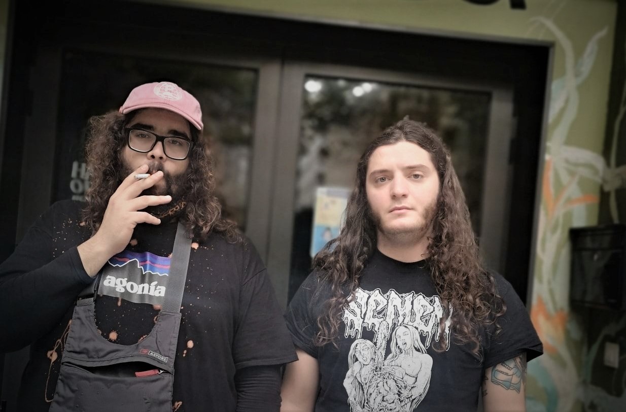 Metal musikea entzungo da zapatuan Artean