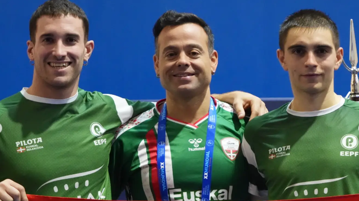 Aurrekoetxeak zidarrezko domina lortu eban mundialean