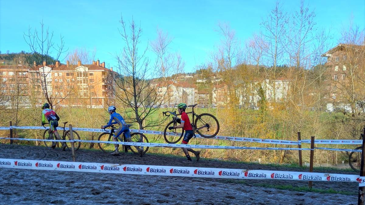 Zapatuan jokatuko da Txiki Kopako ziklo-kros lasterketea Igorren