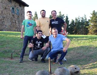 Ibarguen nagusi Zeanuriko Kofradien arteko Bola Txapelketan