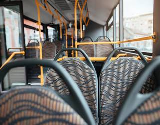 Durangoko kontzertuetatik Arratiara bueltetako autobusa