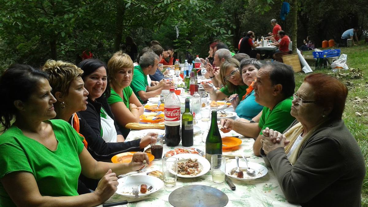 Baba lapikoen artean ospatuko da San Antolin Lemoan