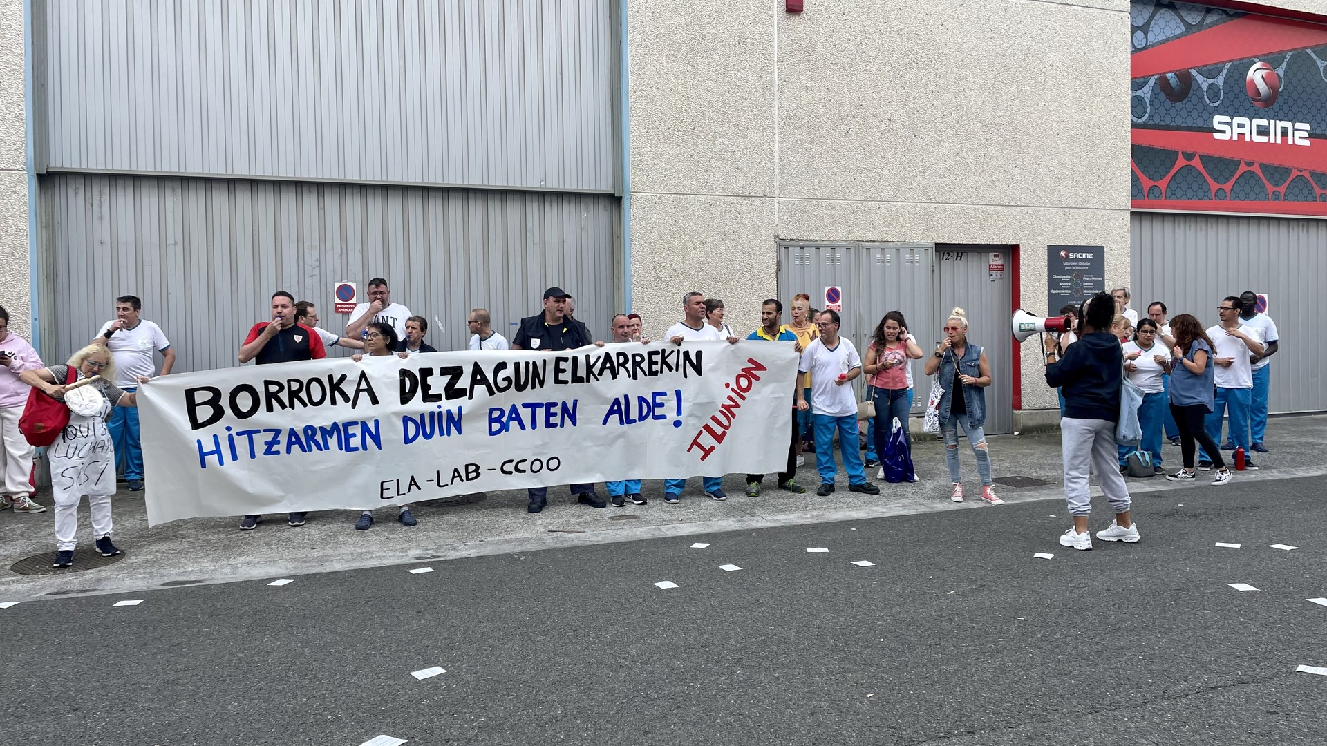 Ilunion Lavanderia enpresako langileen batzordeak greba amaitzeko akordioa sinatu dau