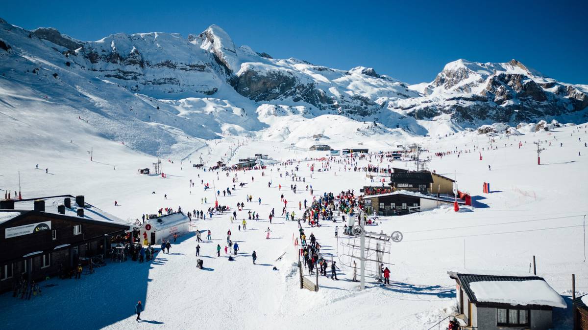 Zabalik dago Laminok antolatu dauan eski urtekerara joateko izena emoteko epea