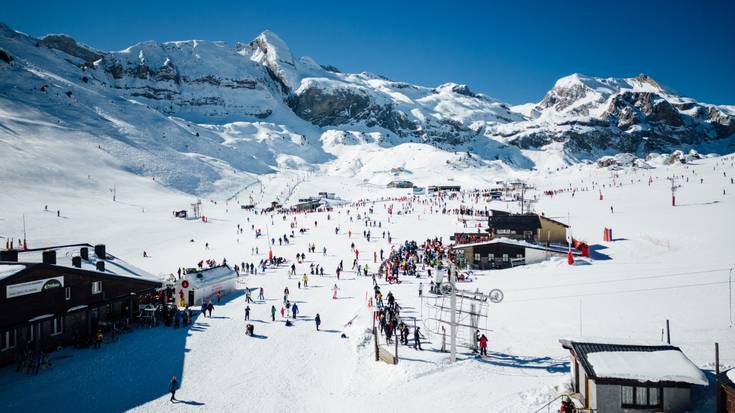 Zabalik dago Laminok antolatu dauan eski urtekerara joateko izena emoteko epea