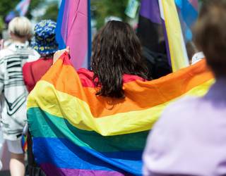 VER-NOS bideoaren proiekzinoa eta berbaldia Artean