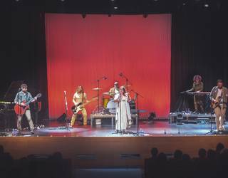 Ane Han taldearen “itzulereak” sarrera guztiak agortu ditu Kotxepinen