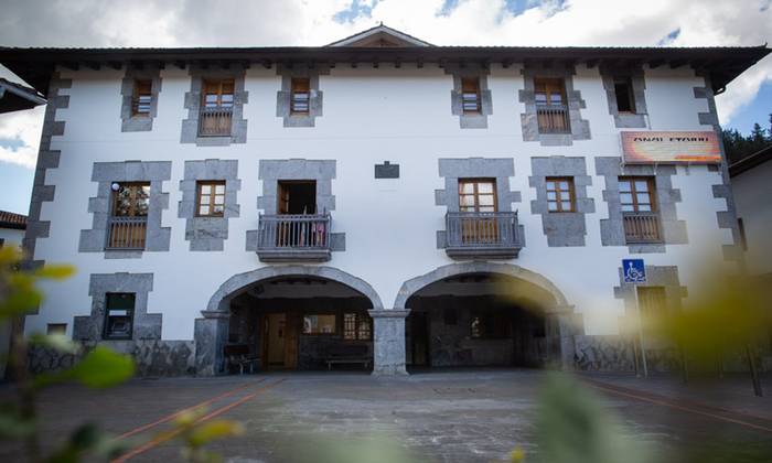 Liburutegi barria sortuteko bilera irekia Zeberion