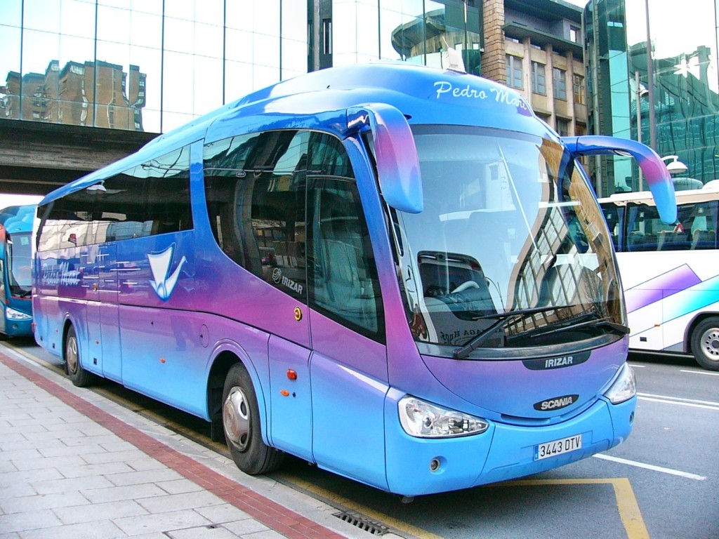 Zapatuan Galdakaotik Arratiara bueltetako autobusa