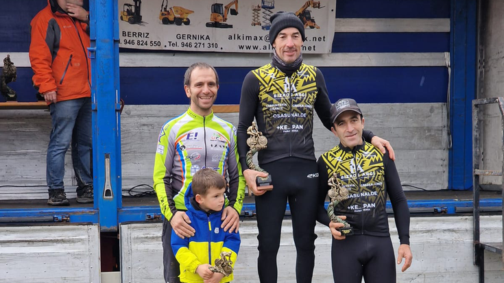 Denporaldiko zazpigarren garaipena Manu Quintanillarentzako