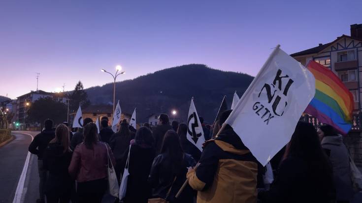 Kiñu Gaztetxearen aldeko manifestazinoak hartuko dau gaur Igorre