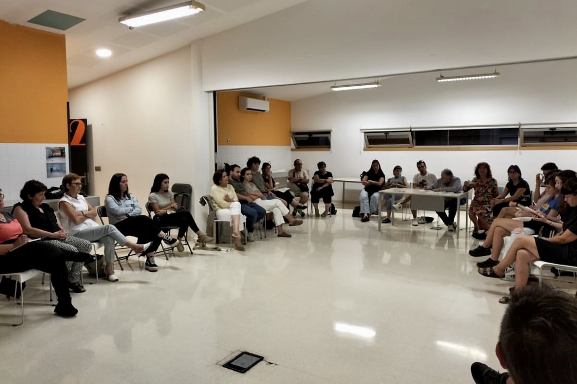 Greba Feminista Orokorrera begira, gazteentzako deialdia egin dau Orratzakek