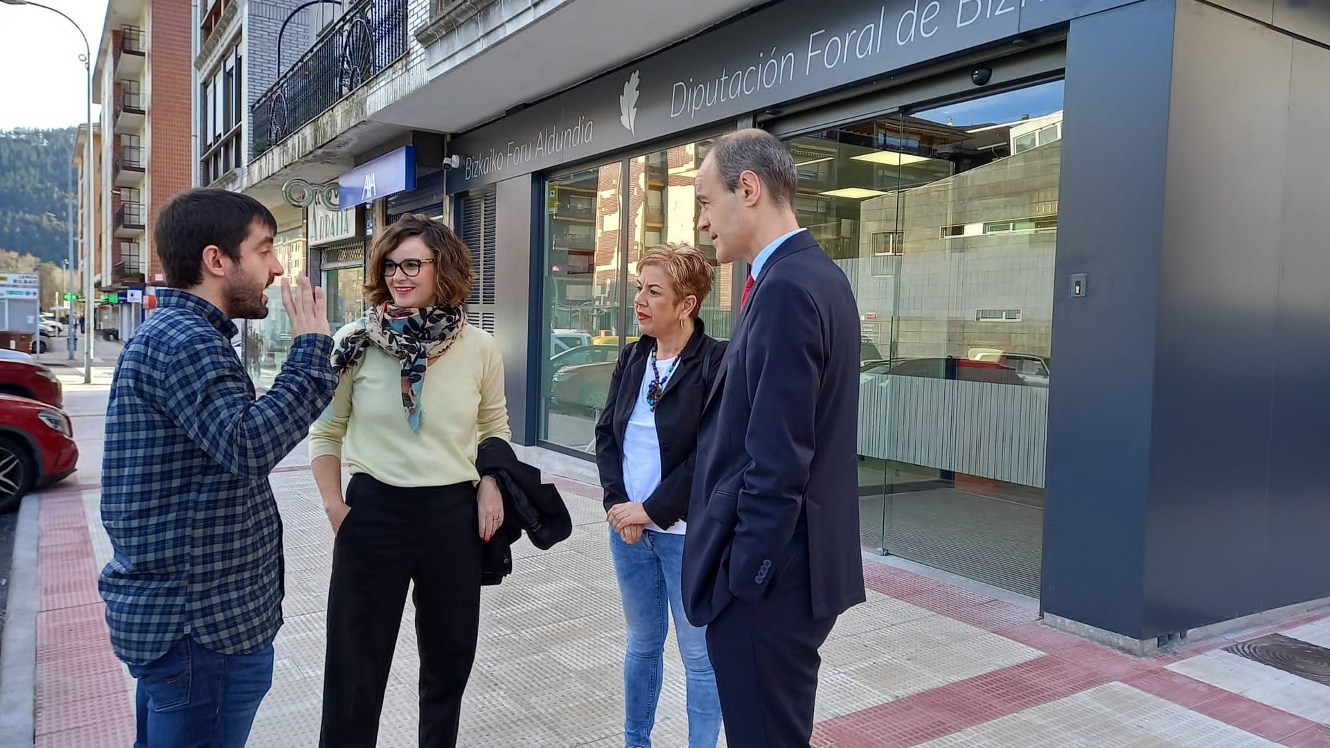 Bizkaiko Foru Aldundiagaz tramiteak modu presentzialean eta eskualdean bertan egin ahal izateko bulegoa zabaldu dabe Igorren