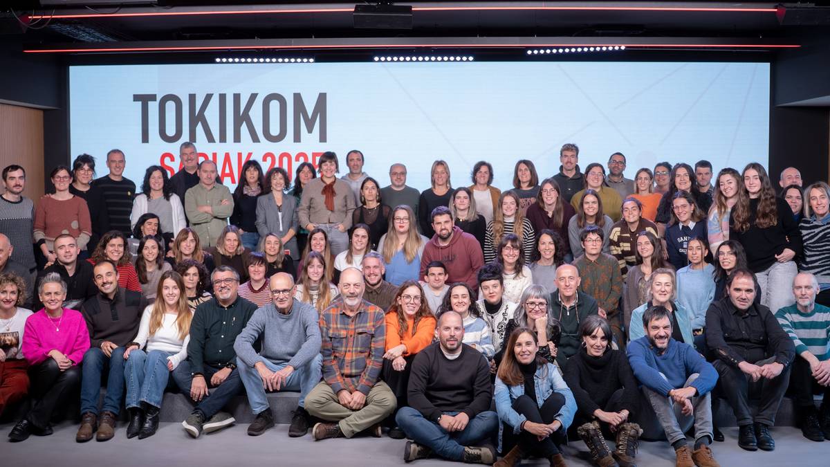 TOKIKOMek Goienaren ‘Puntua’, Aiaraldea eta Antxeta Irratia saritu ditu