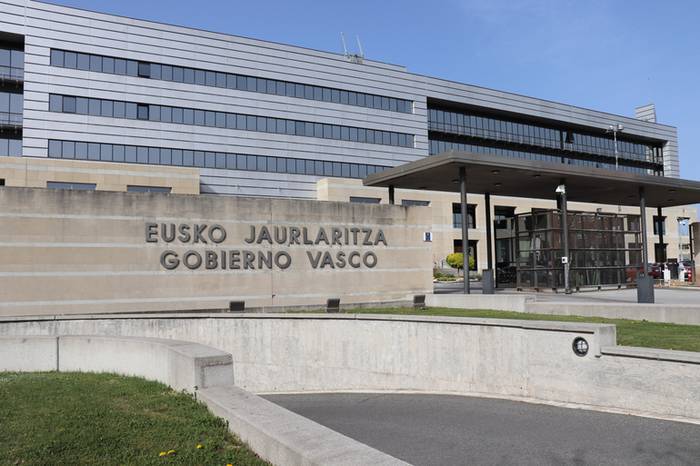 "Ezinbestekoa da Covid-19aren ondorioei aurre egiteko Jaurlaritzak emandako laguntzak gainontzeko euskerazko komunikabideei zabaltzea"
