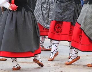 Gazte Barri Dantza Taldeak 30. urteurrena ospatuko dau