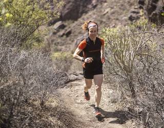 Gazteak euskerara hurbilduteko mahai-ingurua Igorreko Lasarte Aretoan