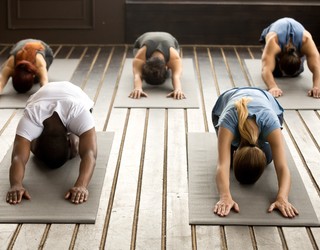 'Yoga' eta 'Joskintza' ikastaroetan izena emoteko epea luzatu dabe Areatzan