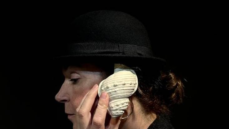 Ana Meabek itsasoko istorioak kontauko ditu Kotxepinen