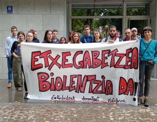 Agarreko dozena bat bizilagunek epaiketea izan dabe