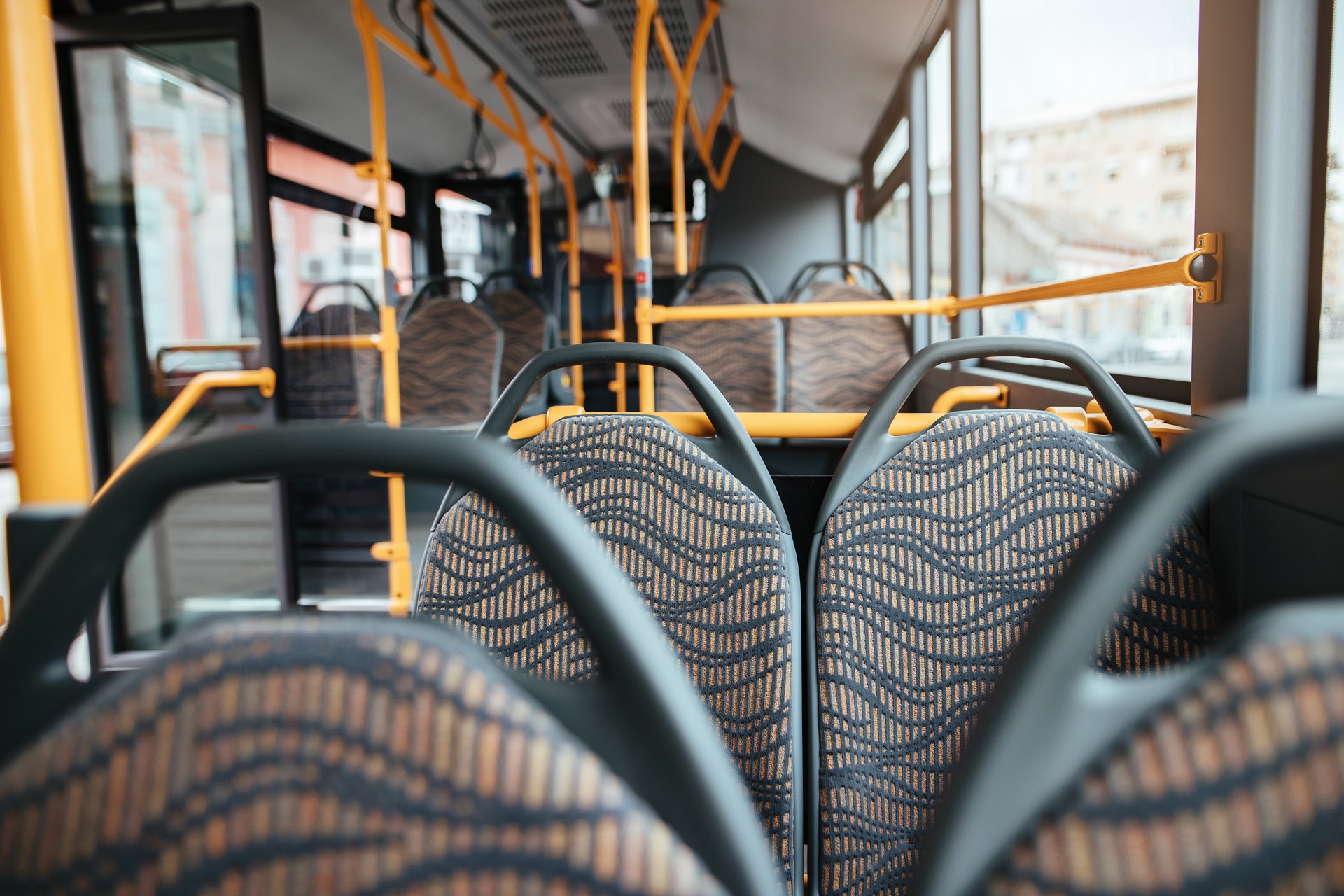 Arteako jaietatik etxera bueltetako autobusa