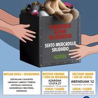 Azoka Solidariorako materiala biltzea